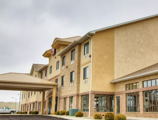 Comfort Suites Plymouth near US-30 hotel detail image 1