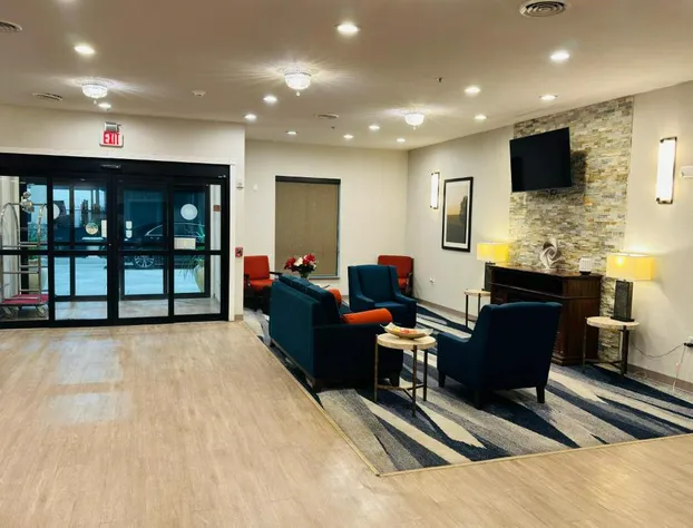 Comfort Suites Plymouth near US-30 hotel detail image 3