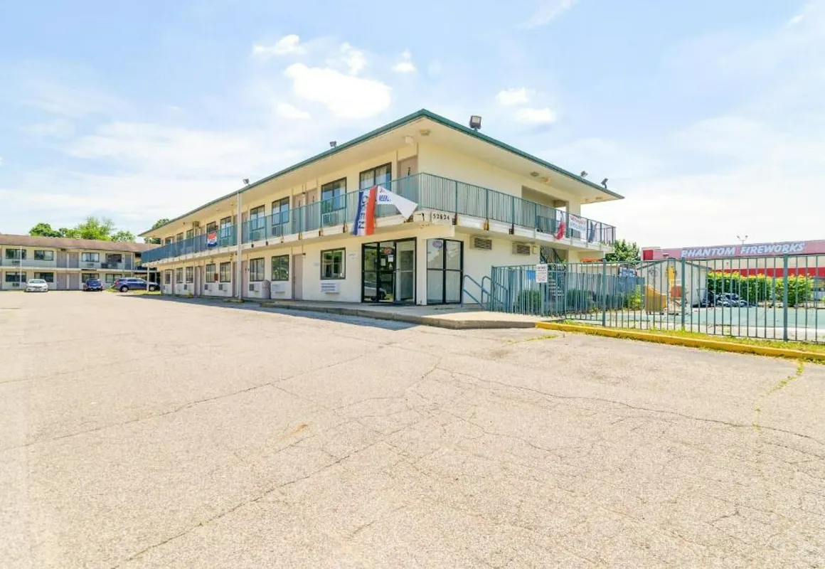 Suburban Studios South Bend Notre Dame Area hotel hero