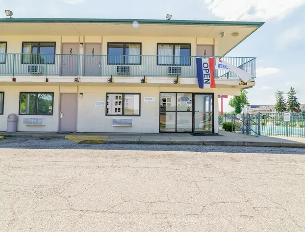 Suburban Studios South Bend Notre Dame Area hotel detail image 2