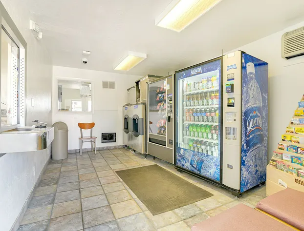 Suburban Studios South Bend Notre Dame Area hotel detail image 4