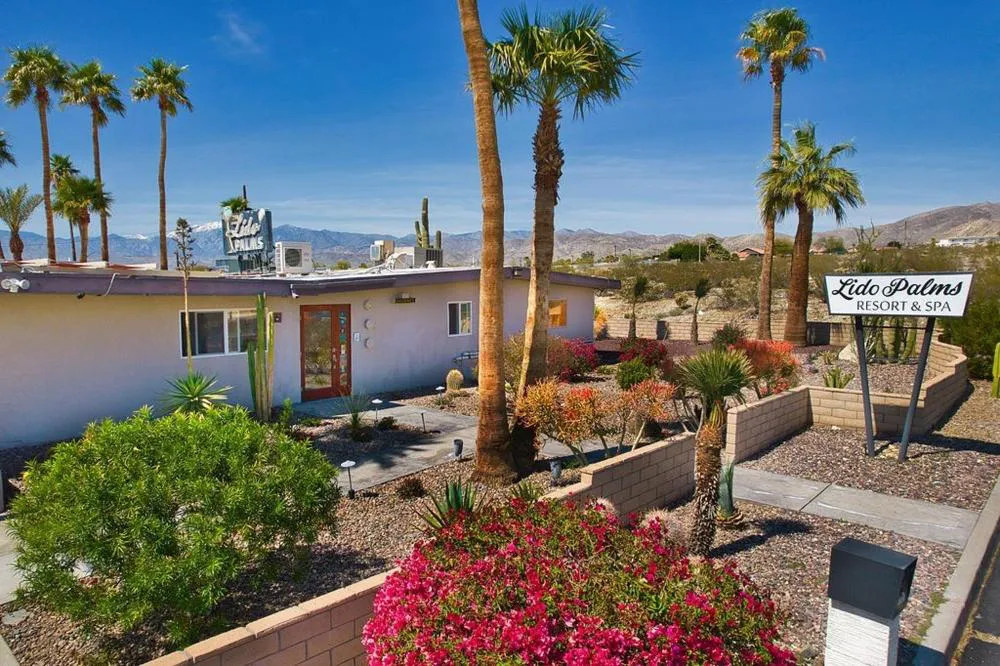 Lido Palms Resort and Spa hotel hero