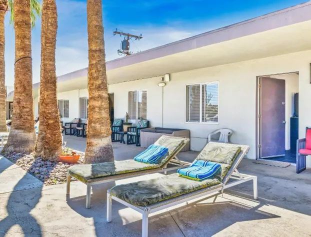 Lido Palms Resort and Spa hotel detail image 3