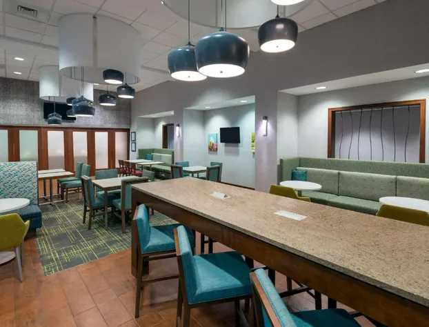 Hampton Inn & Suites Winston-Salem/University Area, NC hotel detail image 3