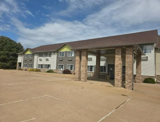 MainStay Suites LeClaire - Quad Cities hotel detail image 1