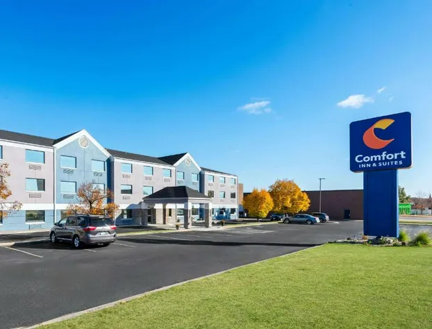 Comfort Inn & Suites Mason City - Clear Lake hotel detail image 4