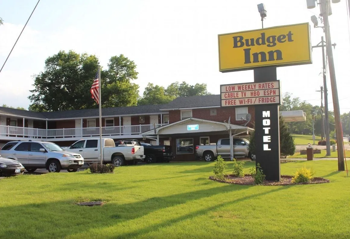 Budget Inn By Capital O Oskaloosa Near Pella hotel hero