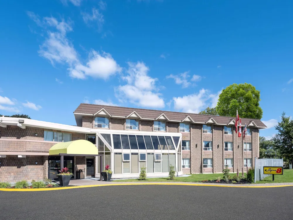 Super 8 by Wyndham Toronto East ON hotel hero