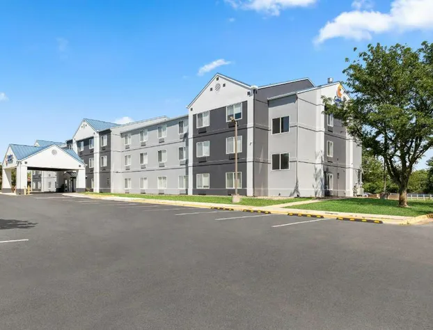 Comfort Inn & Suites Olathe - Kansas City hotel detail image 3