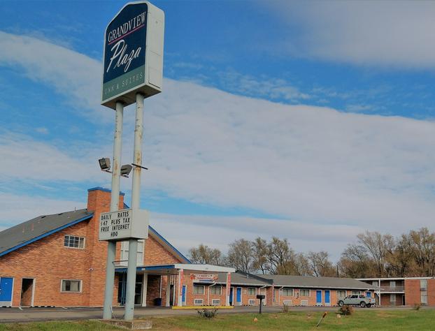 Grand View Plaza Inn & Suites hotel detail image 4
