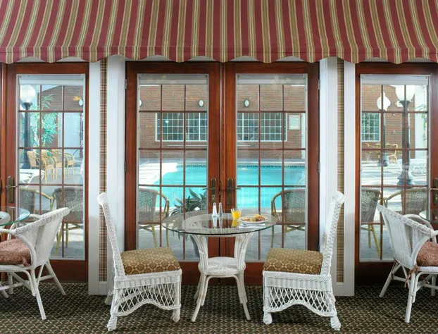 Carlisle Inn Sugarcreek hotel detail image 4