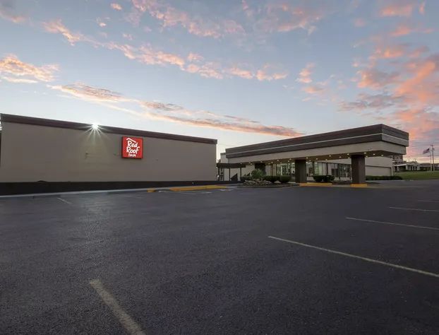 Red Roof Inn Murray hotel detail image 1