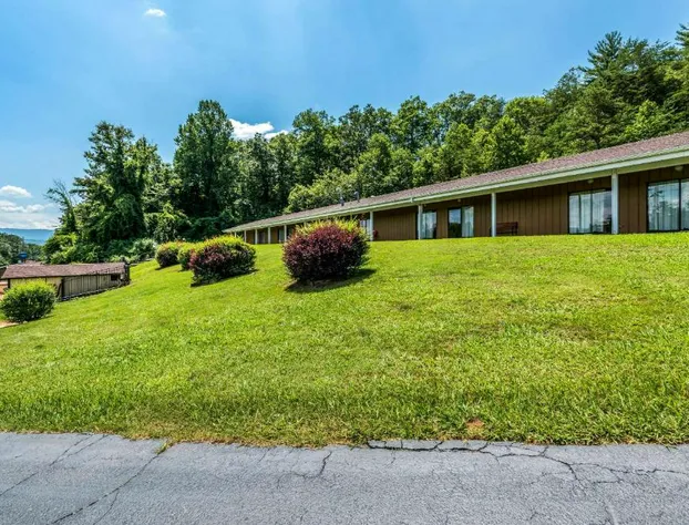 Americas Best Value Inn Franklin hotel detail image 3