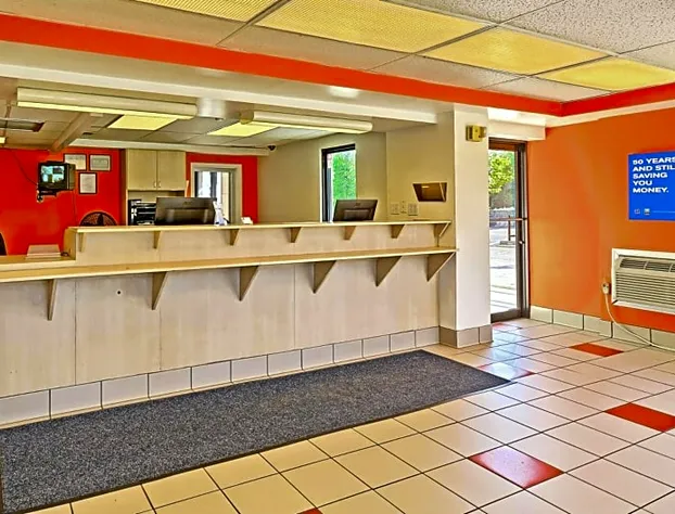 Motel 6 Maple Shade Township, NJ - Philadelphia - Mt Laurel hotel detail image 3