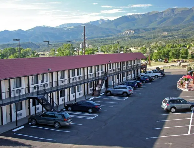 Gateway Inn And Suites hotel detail image 2