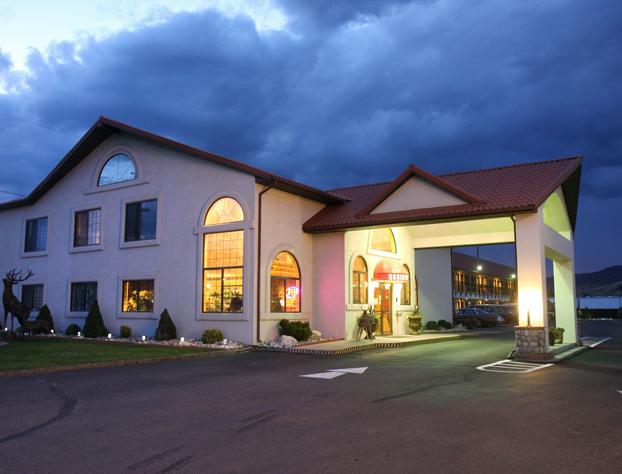 Gateway Inn And Suites hotel detail image 3