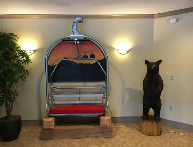 North Star Lodge and Resort hotel detail image 3