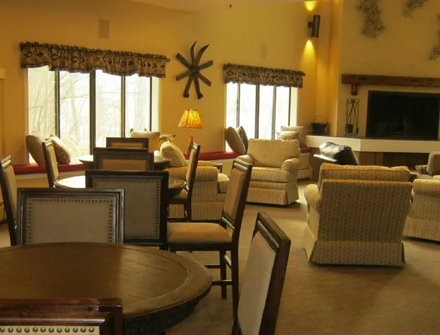 North Star Lodge and Resort hotel detail image 4