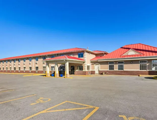 Super 8 by Wyndham Elizabethtown hotel detail image 1