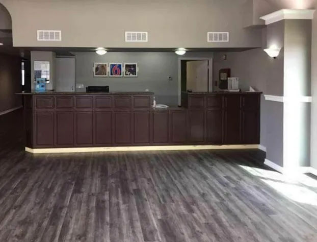 Studio 6 Claremore, OK hotel detail image 2