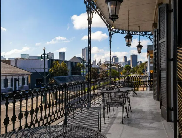 New Orleans Courtyard Hotel and Suites by the French Quarter hotel detail image 2