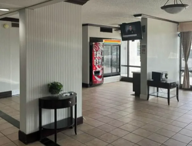 Motel 6 Baton Rouge, LA - East - I-12 hotel detail image 3