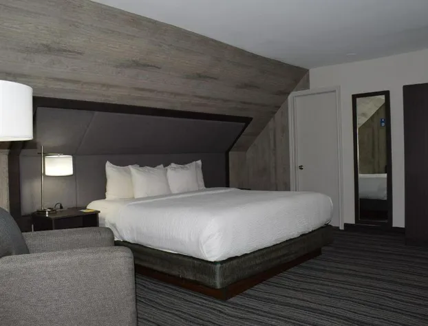 Days Inn by Wyndham Kingston hotel detail image 4