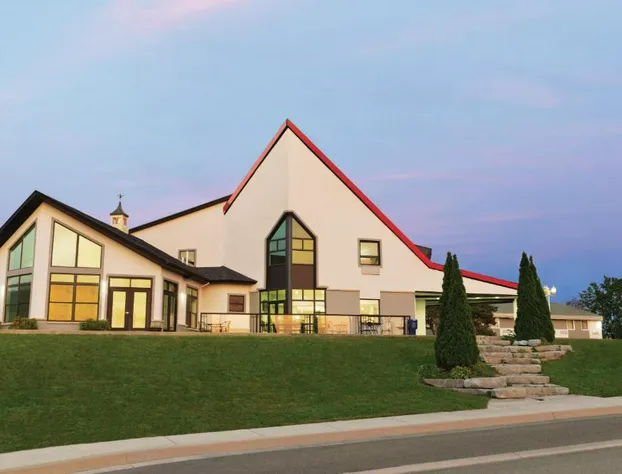 Days Inn by Wyndham Kingston hotel detail image 2