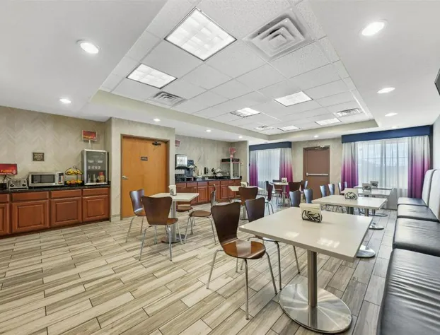 Best Western Plus San Antonio East Inn & Suites hotel detail image 2