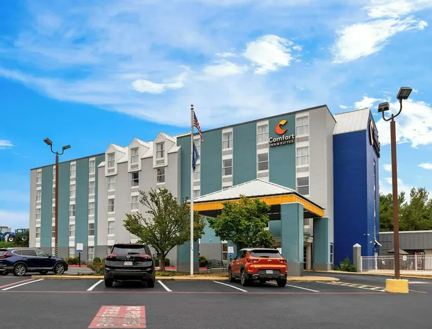 Comfort Inn & Suites Staunton hotel detail image 3