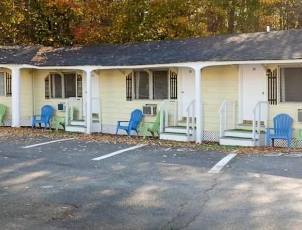 Robbins Motel hotel detail image 2