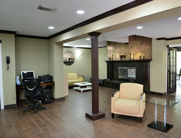 Hawthorn Extended Stay by Wyndham Dallas hotel detail image 4