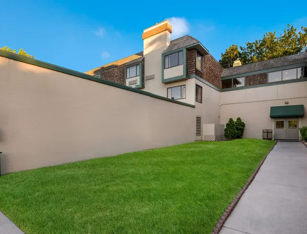 SureStay Plus Hotel by Best Western Reno Airport hotel detail image 3