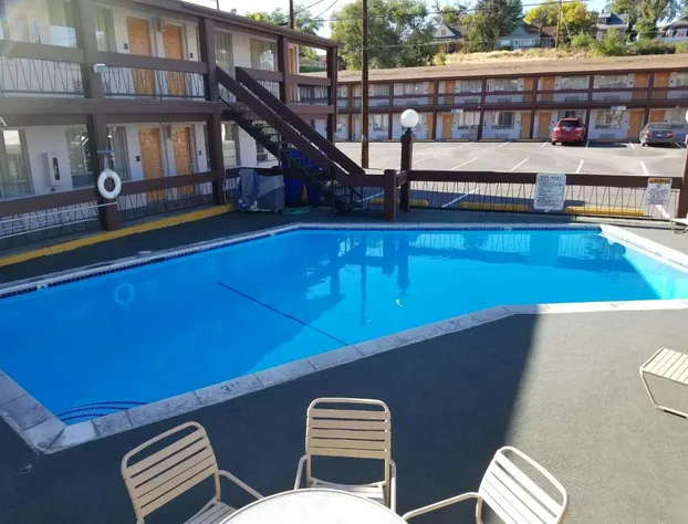 Thunderbird Motel hotel detail image 4