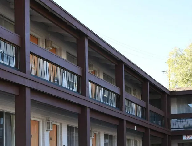 Thunderbird Motel hotel detail image 1