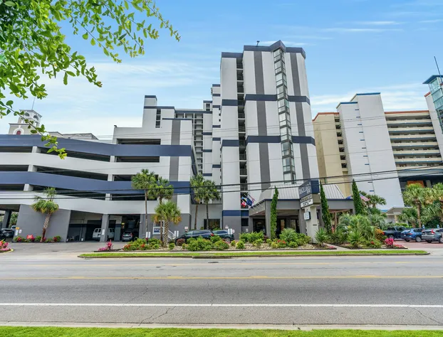 Beach Colony Resort by Elliott Beach Rentals hotel detail image 3