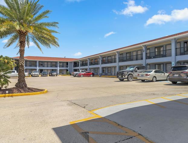 Express Inn and Suites hotel detail image 1