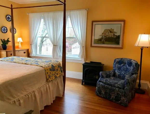 The Belmont Inn hotel detail image 3