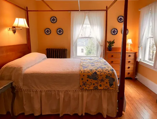 The Belmont Inn hotel detail image 3