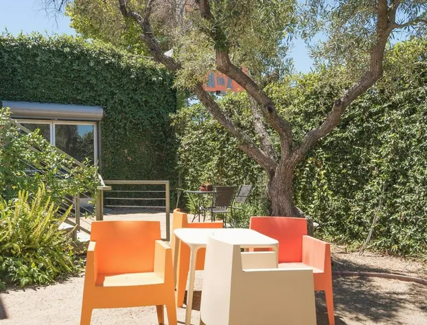 The Greens Hotel - Del Paso Blvd hotel detail image 4