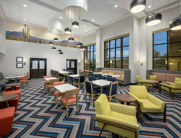 Hampton Inn & Suites Phoenix North/Happy Valley hotel detail image 4