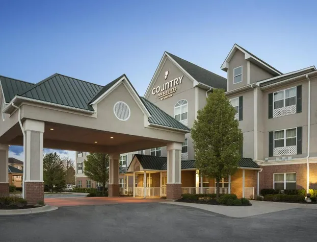 Country Inn & Suites by Radisson, Rossford - Toledo South hotel detail image 1