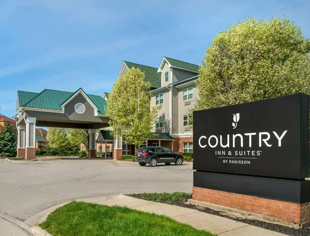 Country Inn & Suites by Radisson, Rossford - Toledo South hotel detail image 2
