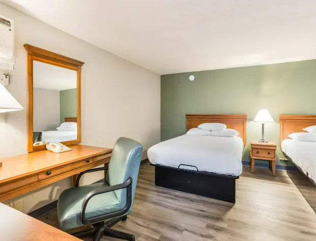 Americas Best Value Inn Lebanon, MO hotel detail image 3