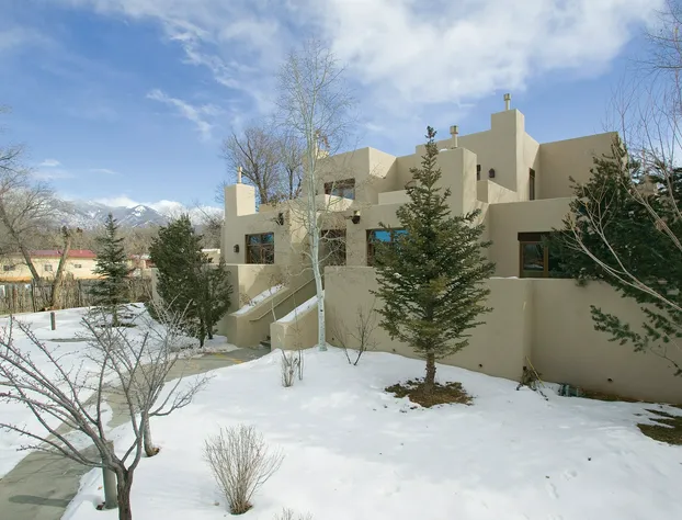 WorldMark Taos hotel detail image 4