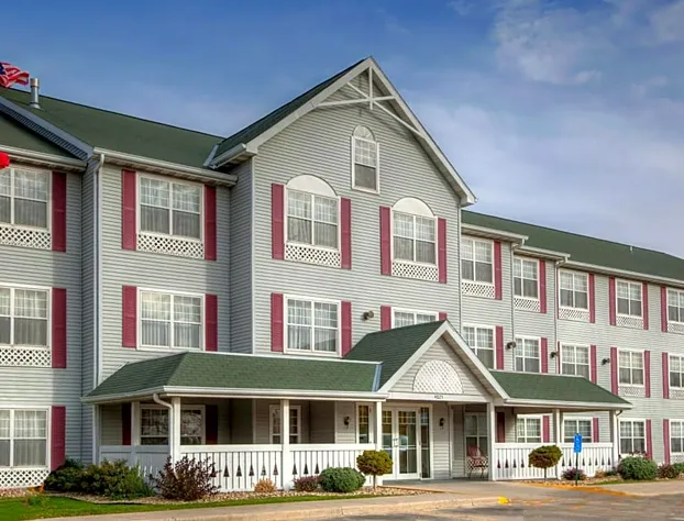 Country Inn & Suites by Radisson, Waterloo, IA hotel detail image 1