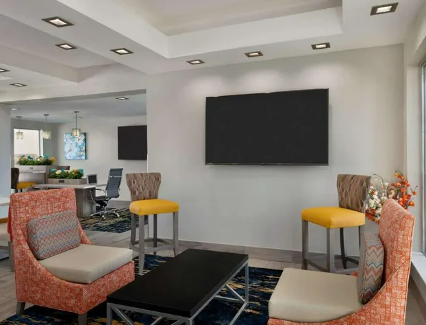 Quality Inn Shawnee North I-40 hotel detail image 4