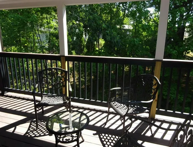 Sea Rose Suites hotel detail image 2