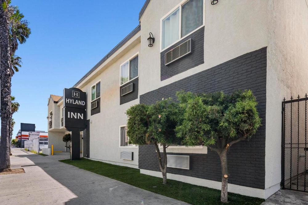 Hyland Inn Long Beach hotel hero