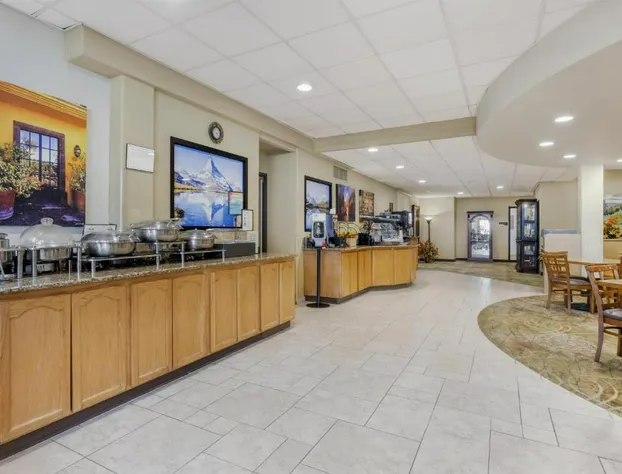 Best Western Plus Swiss Chalet Hotel & Suites hotel detail image 4